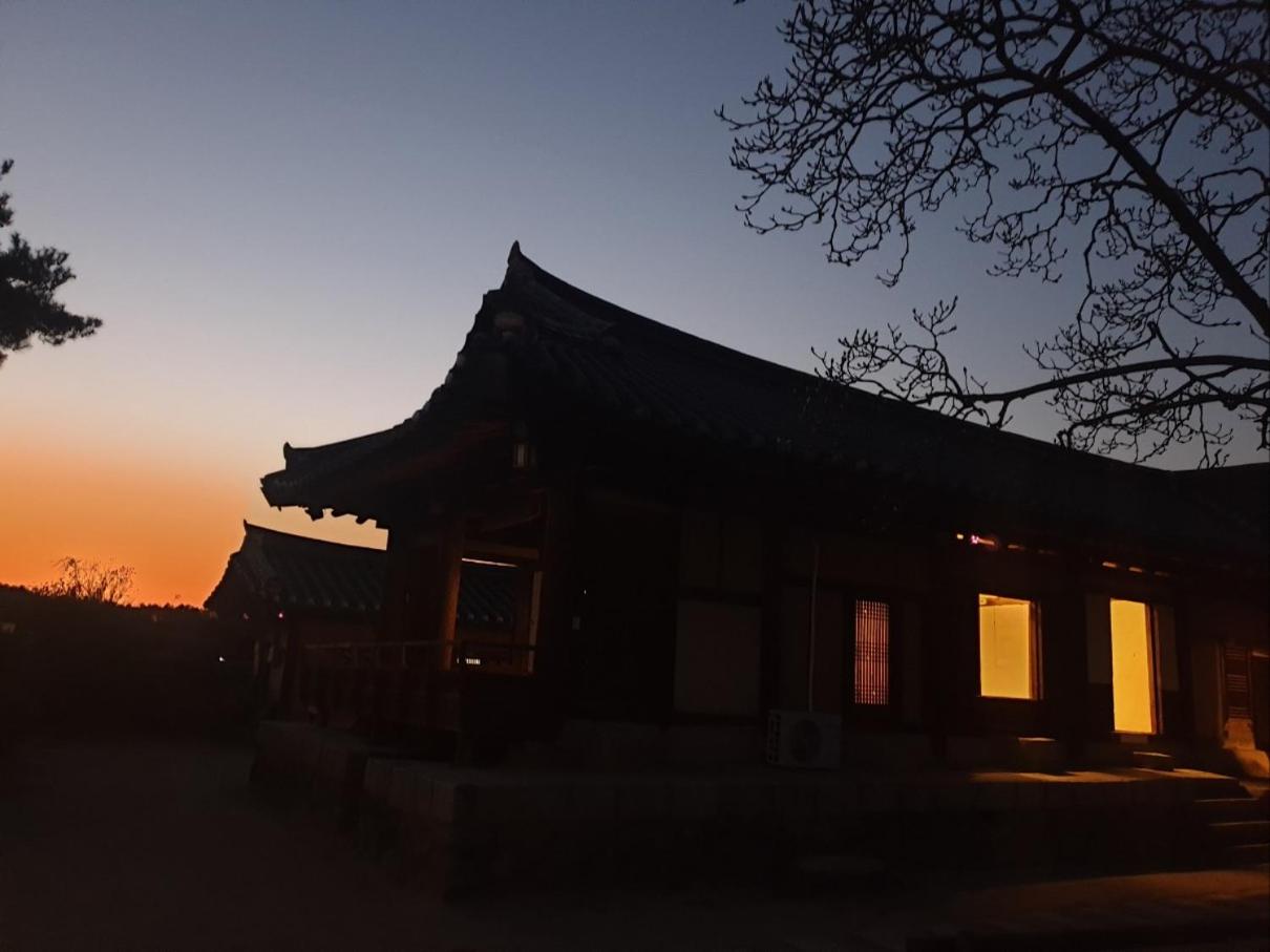 Hahoe Chunghyodang