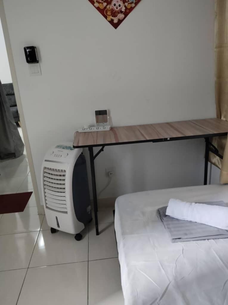 RoomStay Transit KLIA Retreat 3R2B photo 7