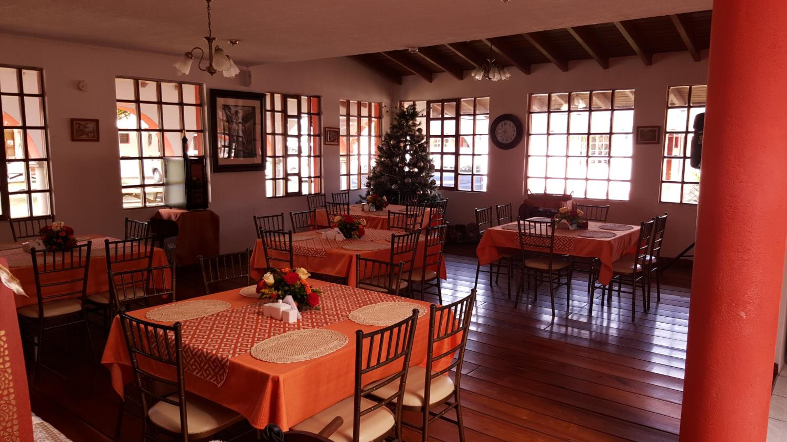 Hosteria San Carlos Tababela