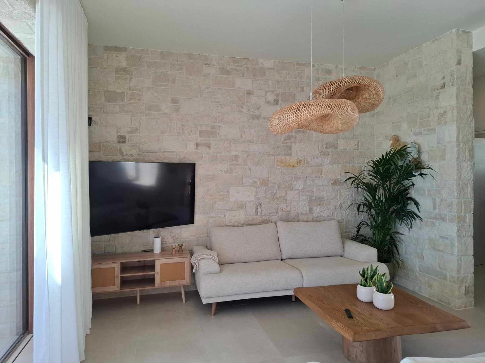 POEMO VILLAS