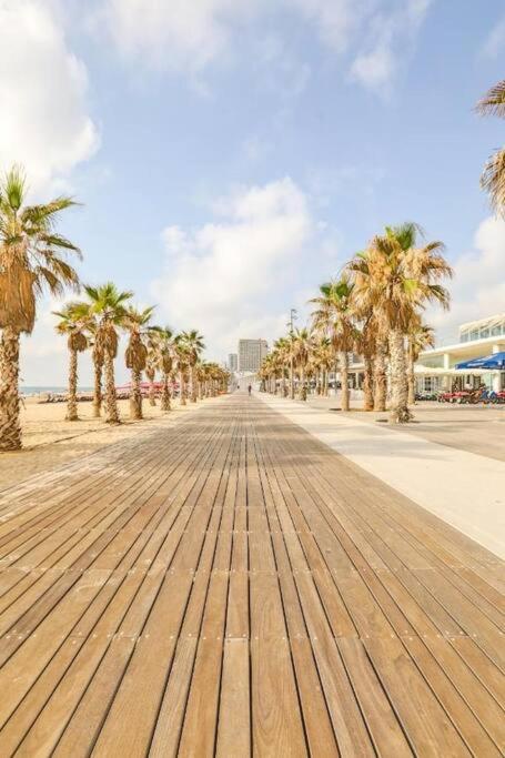 Bat yam Colony beach suite