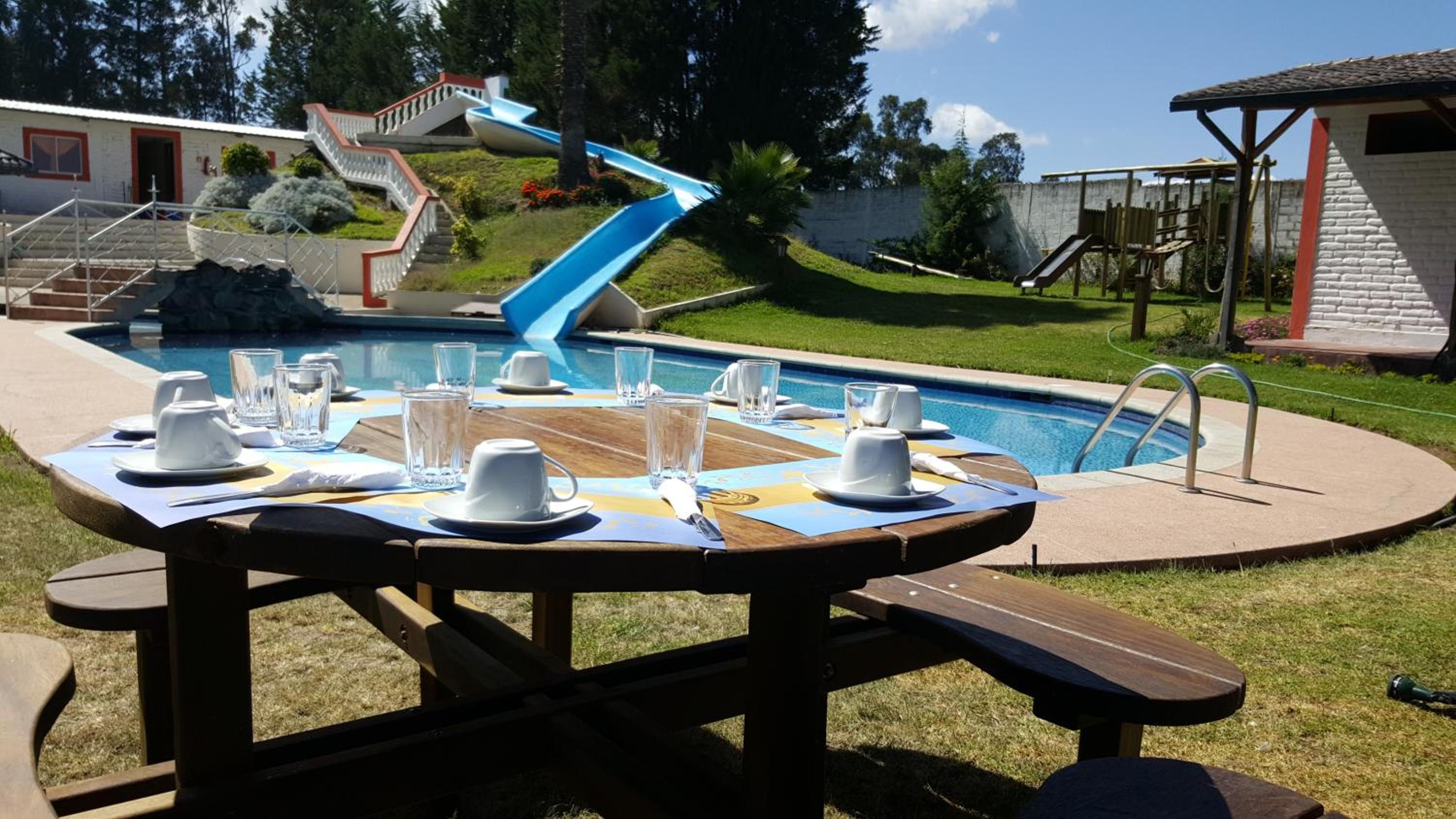 Hosteria San Carlos Tababela