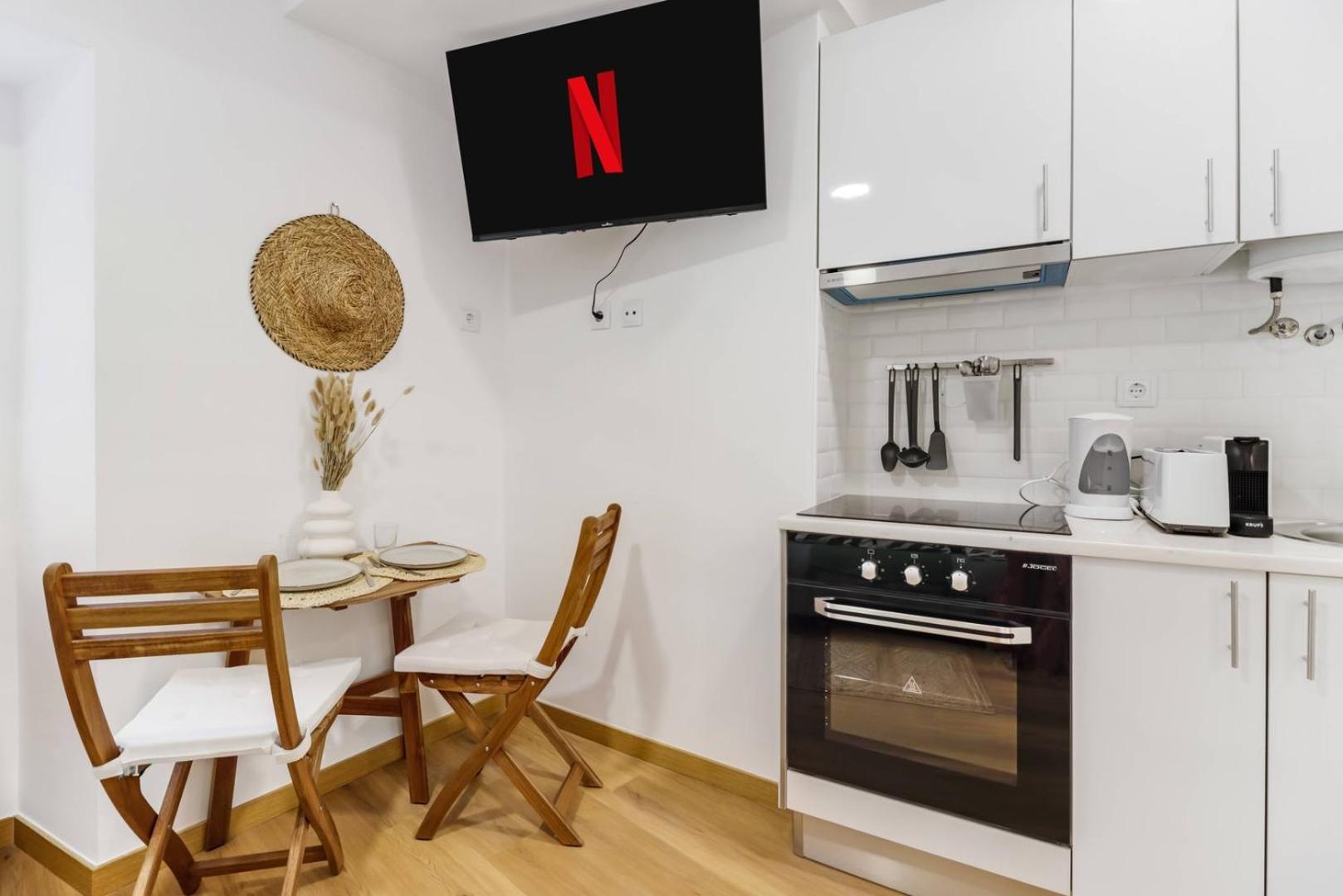 Cosy studio heart of Santos - AC | By Airnest view 3
