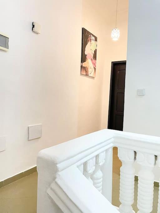 Une Duplex cosy de 3 pièces climatisées!