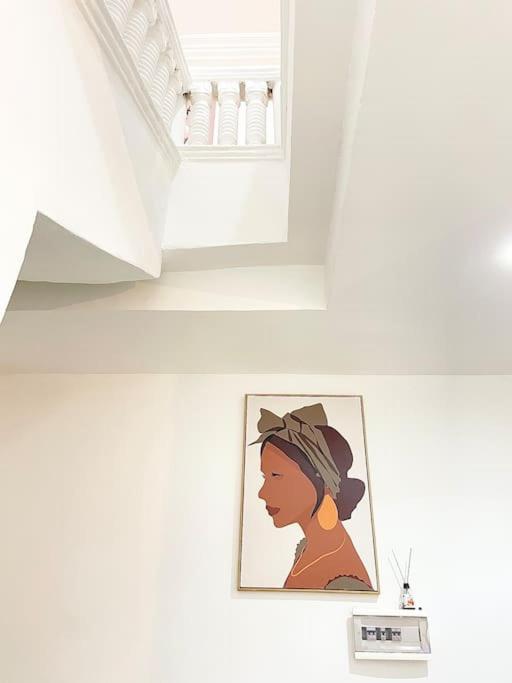 Une Duplex cosy de 3 pièces climatisées!