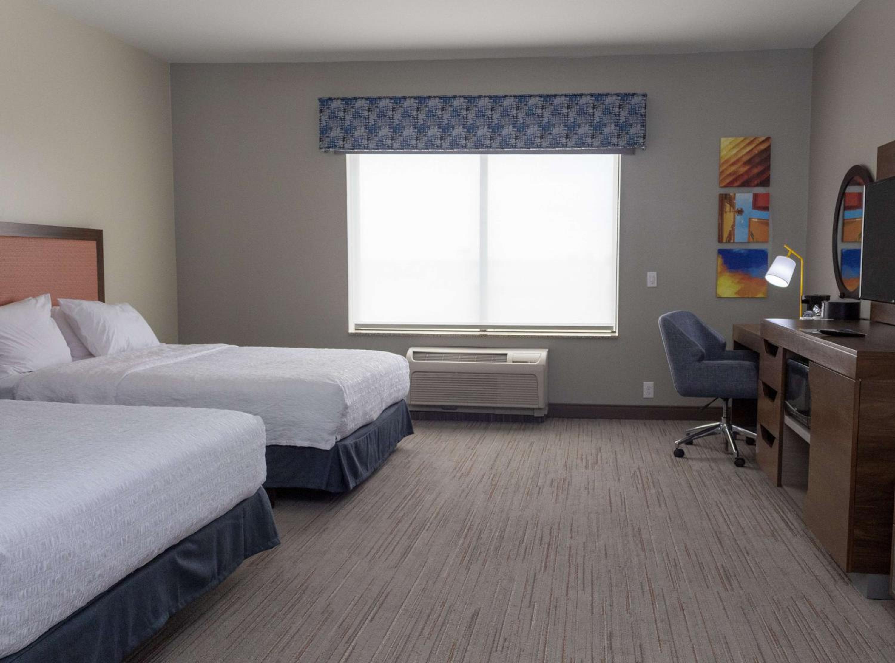 Riverton Vacations - Hampton Inn  Suites Riverton - Property Image 4