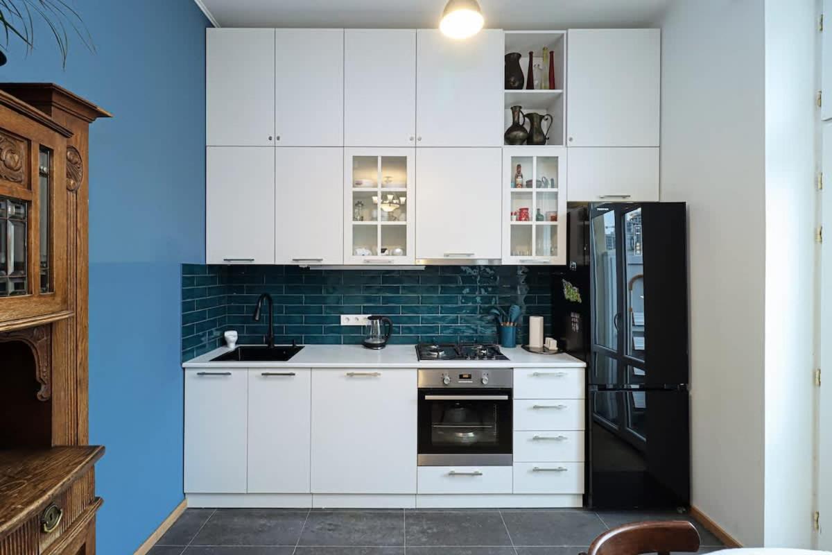 Cozy 1BR Apt near Vake Park - By Wehost view 2