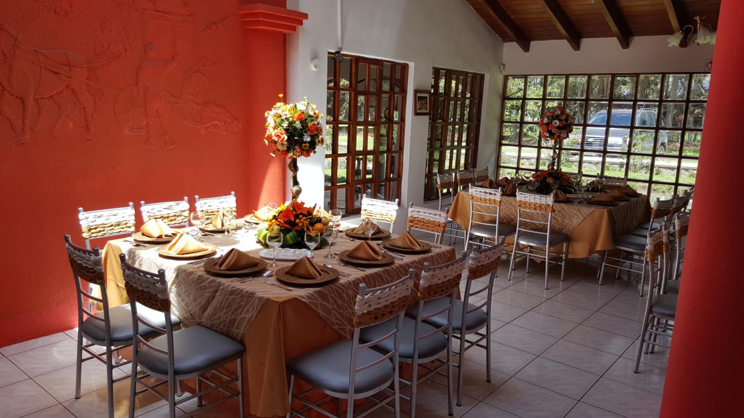 Hosteria San Carlos Tababela