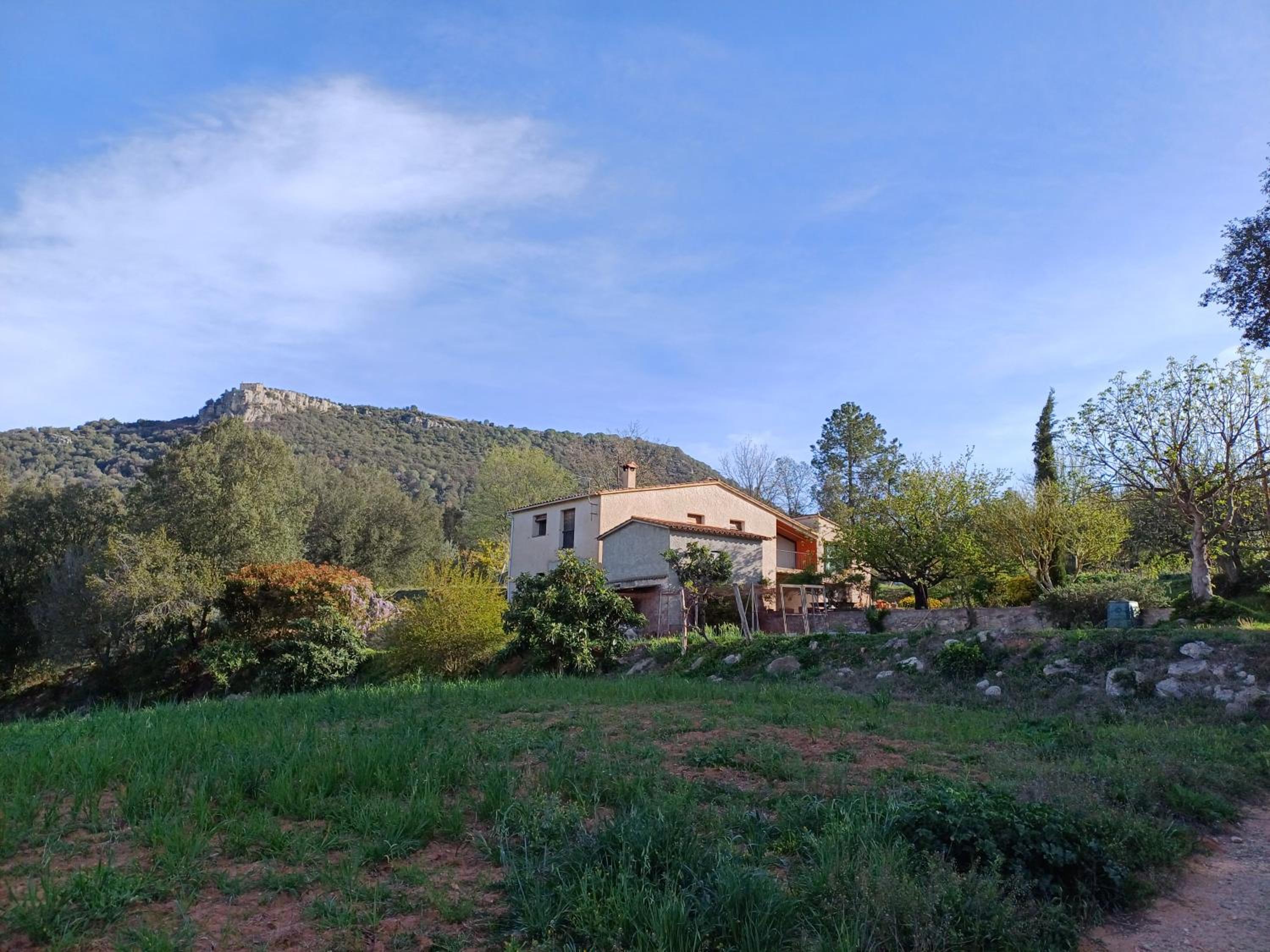 Estudi ideal en una masia view 4
