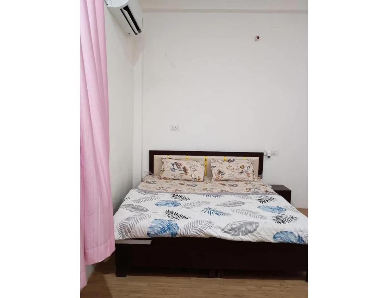 The Velvet Rose Home Stay, Takpura, Ayodhya view 4