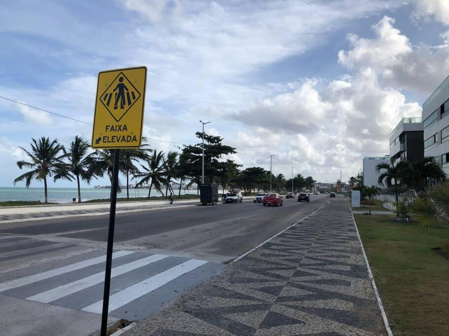 Flat na Beira Mar Novo João Pessoa