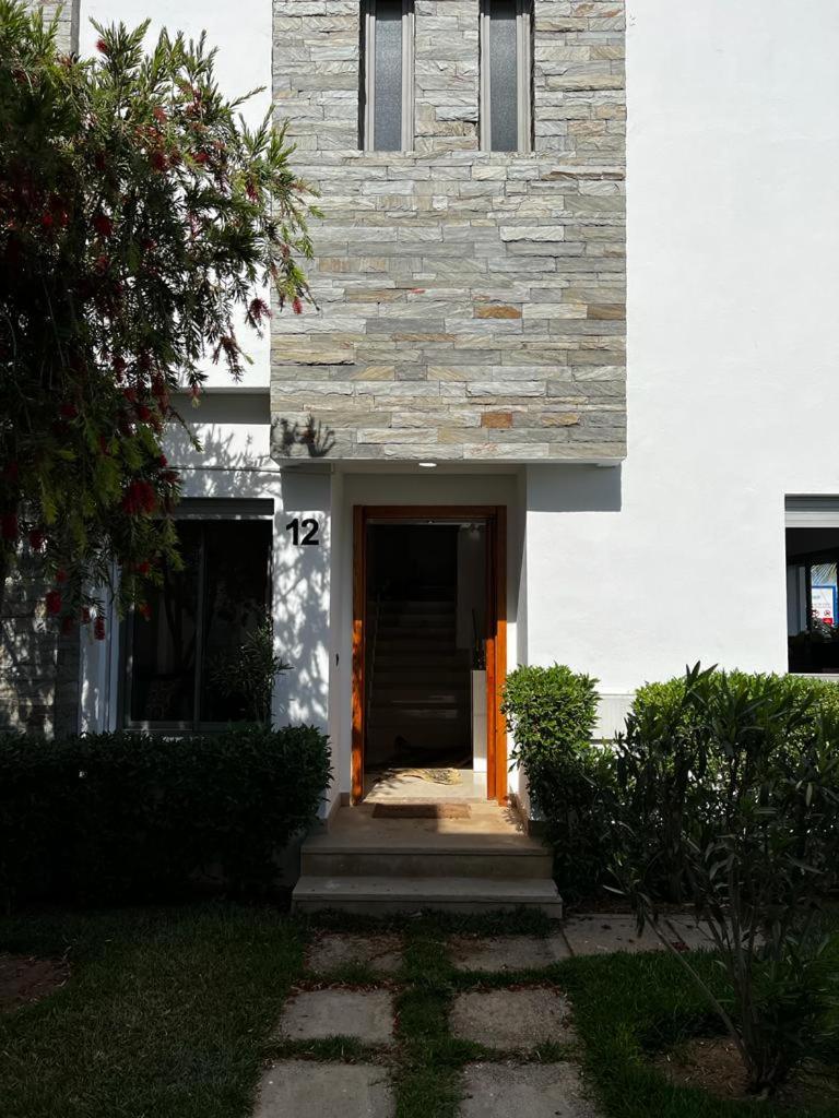 Photo 25