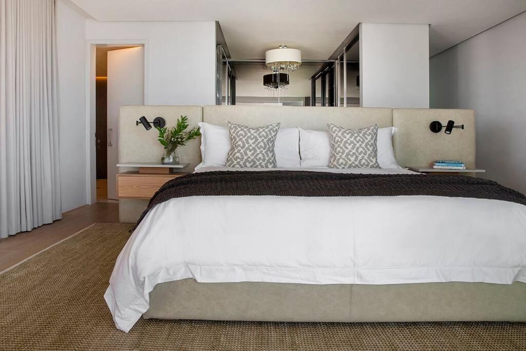 Luxury Villa at 47HH view 2