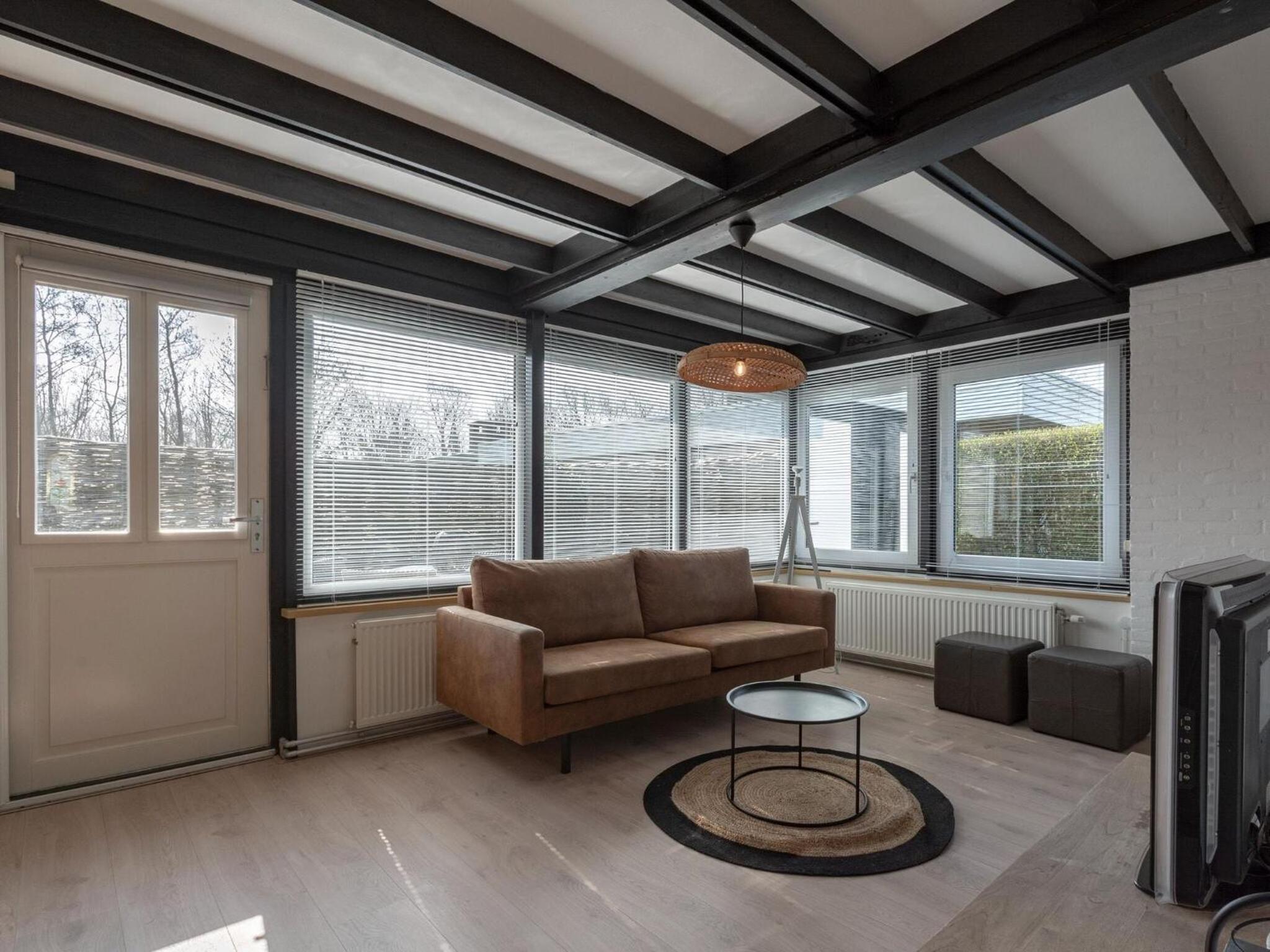 Bungalow in Sint Maartenszee near Sandy Beach view 5