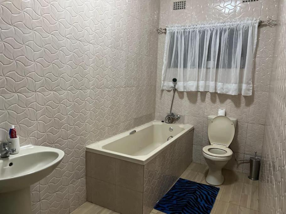 Photo 32