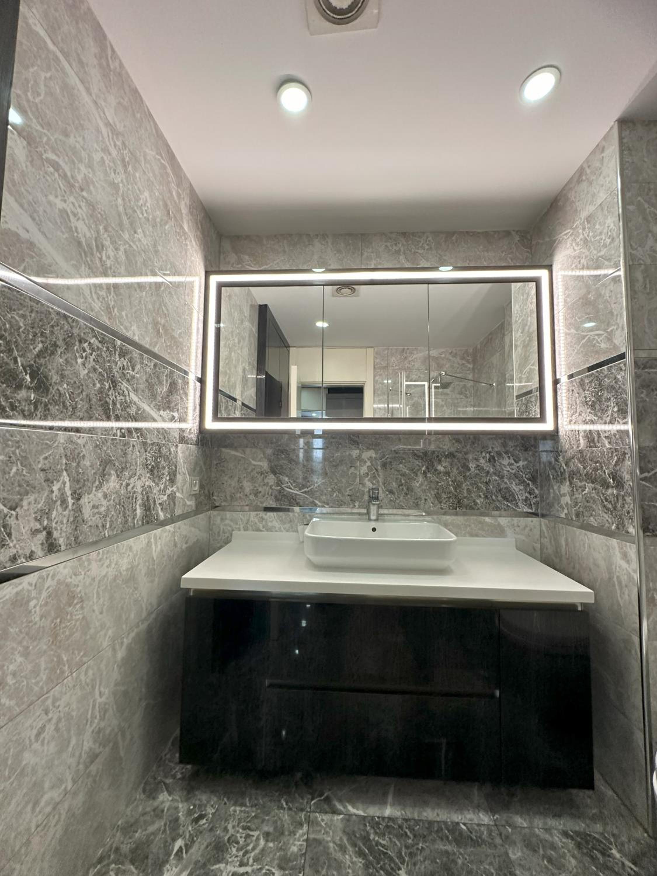 Exquisite Ottomare Suites
