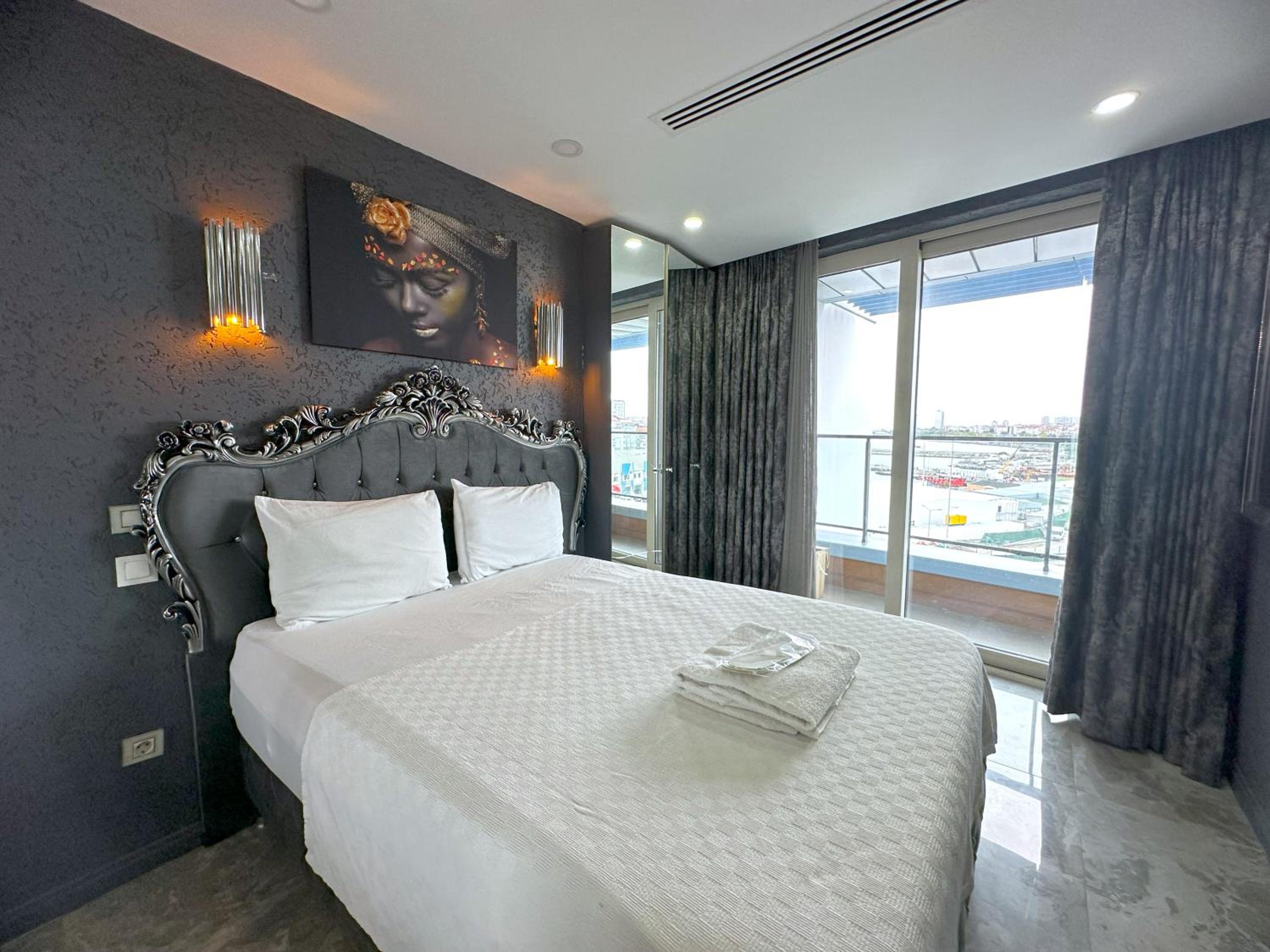 Exquisite Ottomare Suites