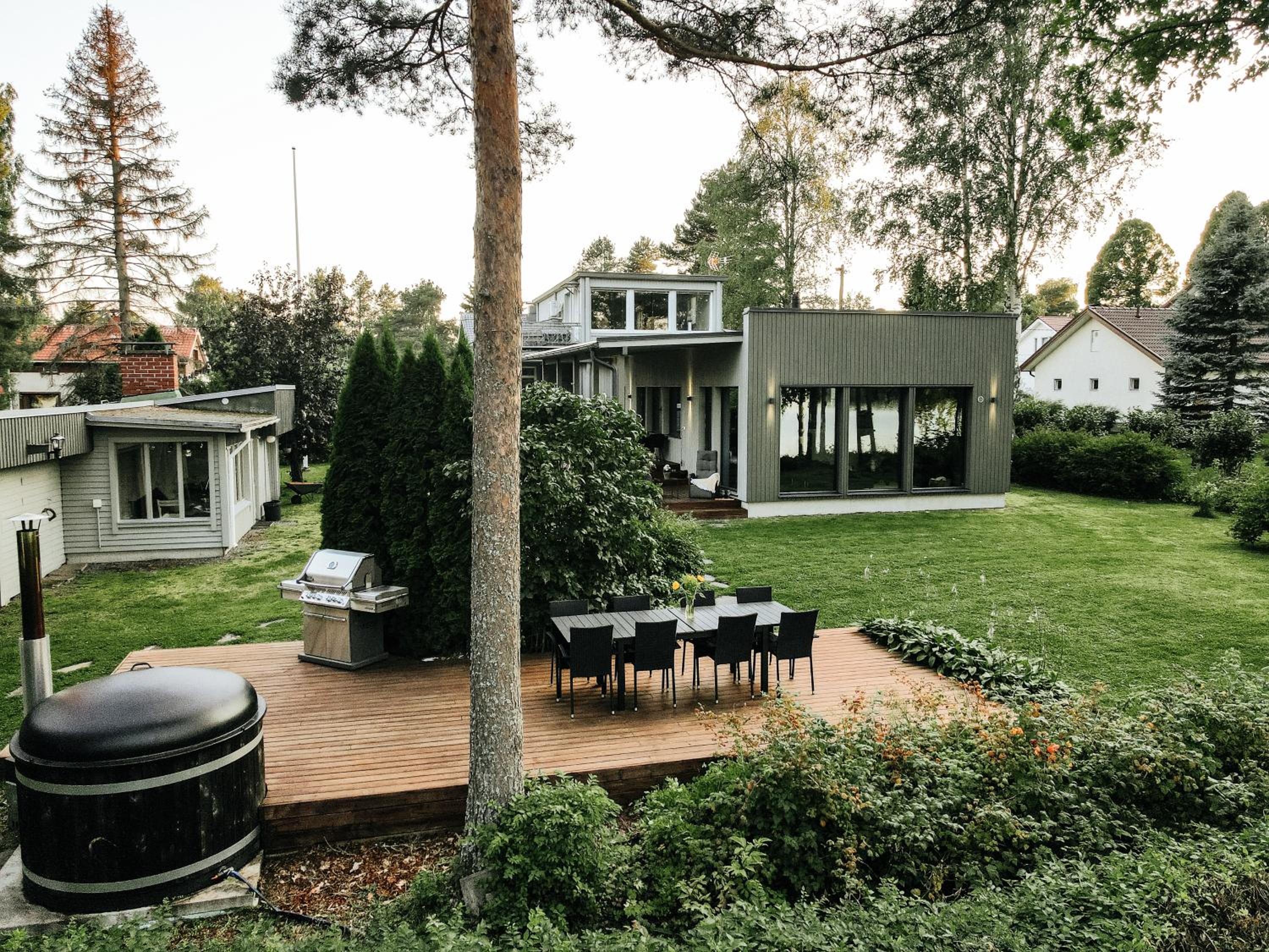 Come in! "Villa Haikka" Luxury house for 16 people by the lake in Pirkkala! view 3