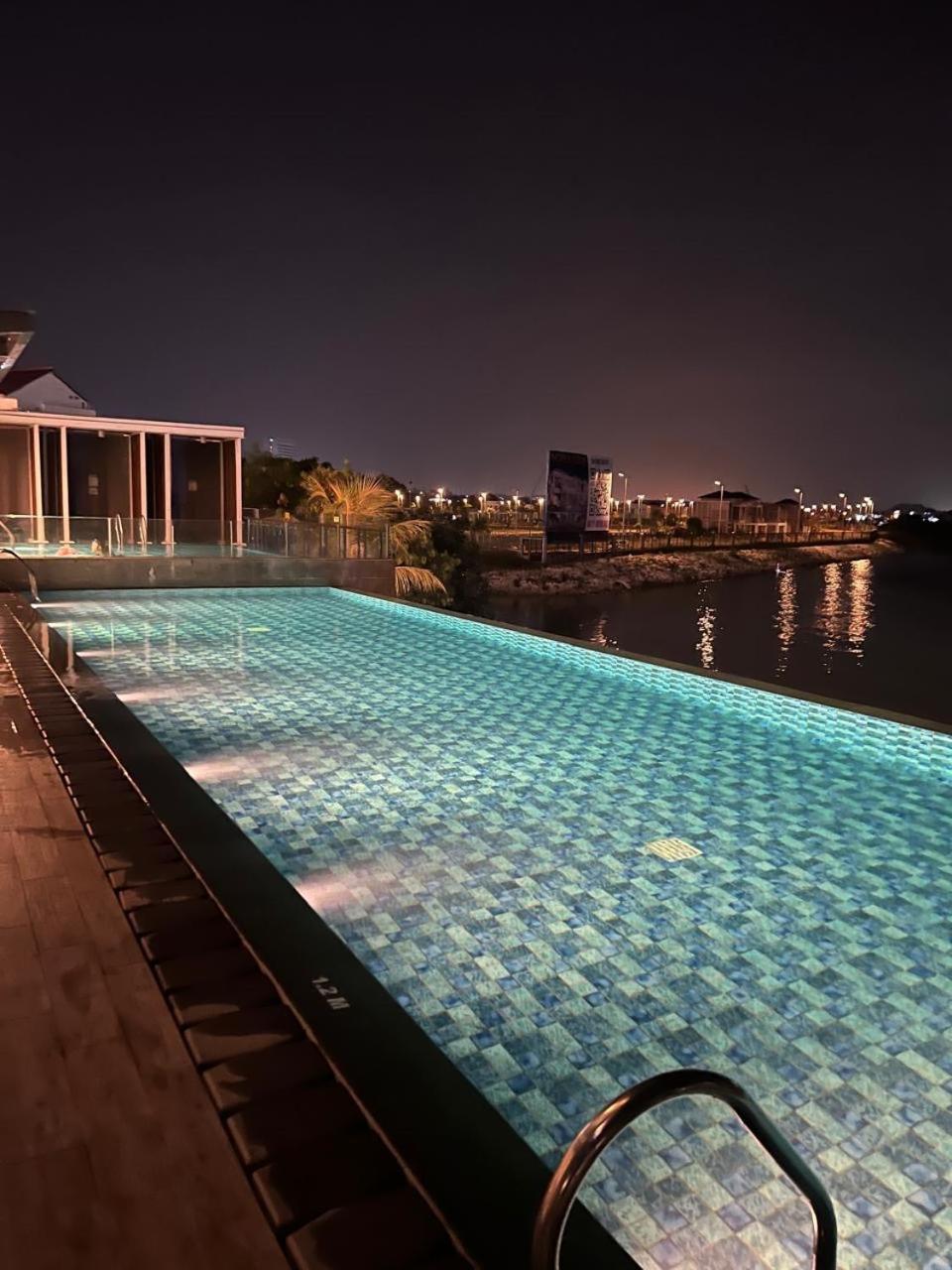 Stunning 3BR Apartment at One Residence