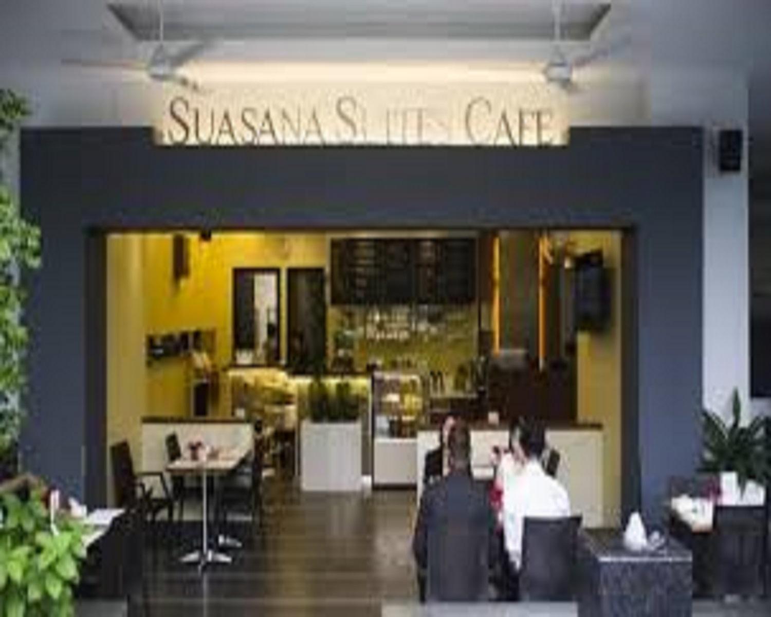Suasana Lux Rooms