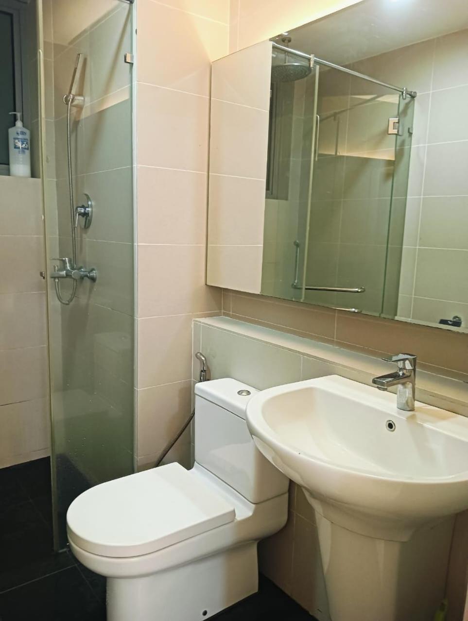 Suasana Lux Rooms