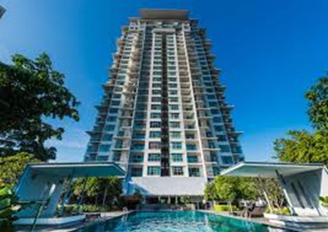 Suasana Lux Rooms