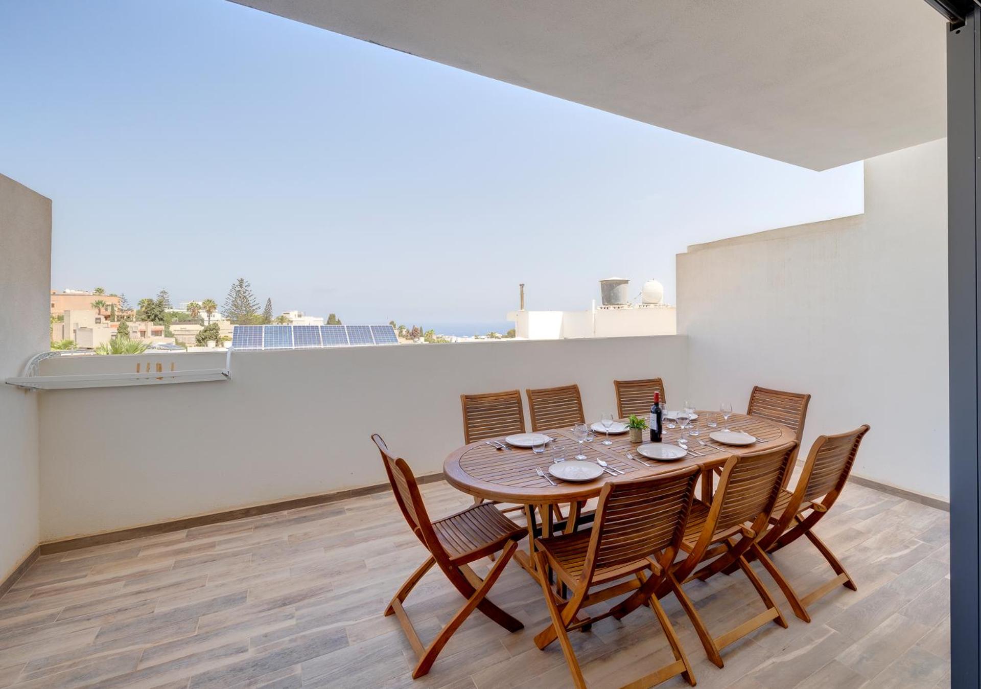 Stylish Duplex in a Tranquil Central Area view 5