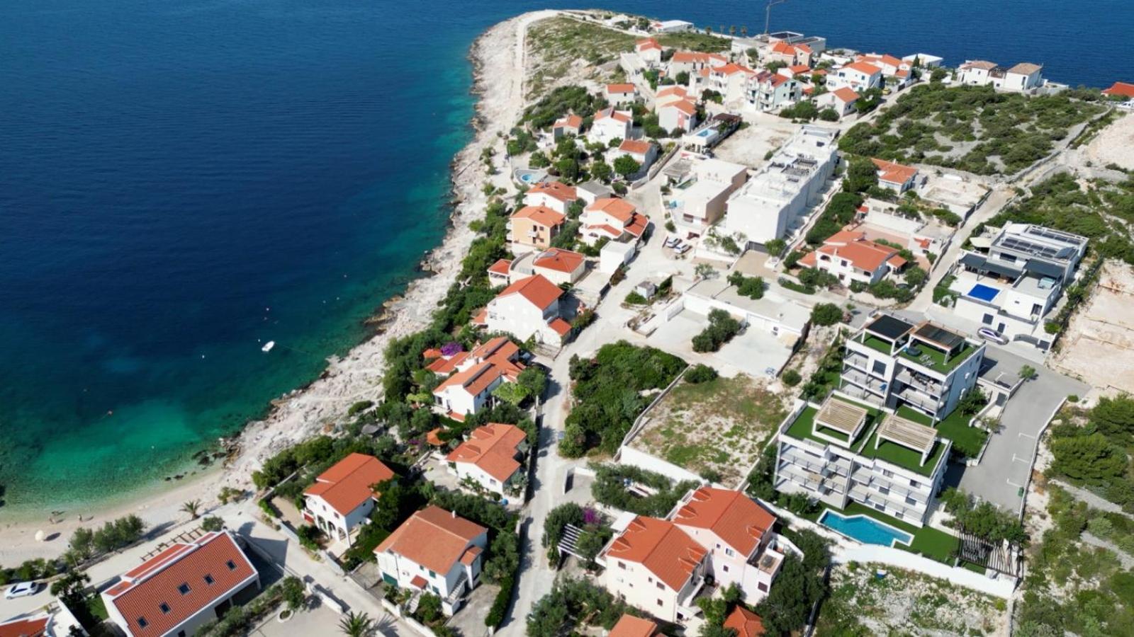 Apartments Luka