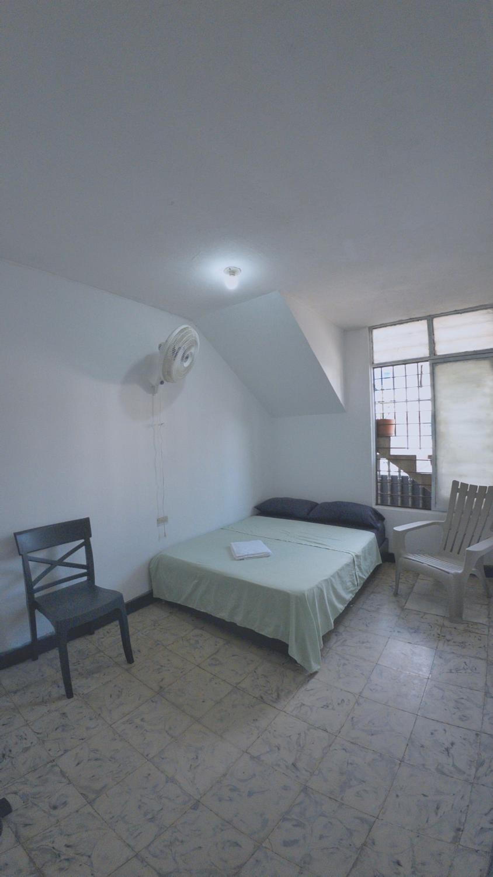 Bau Travel HOSTAL