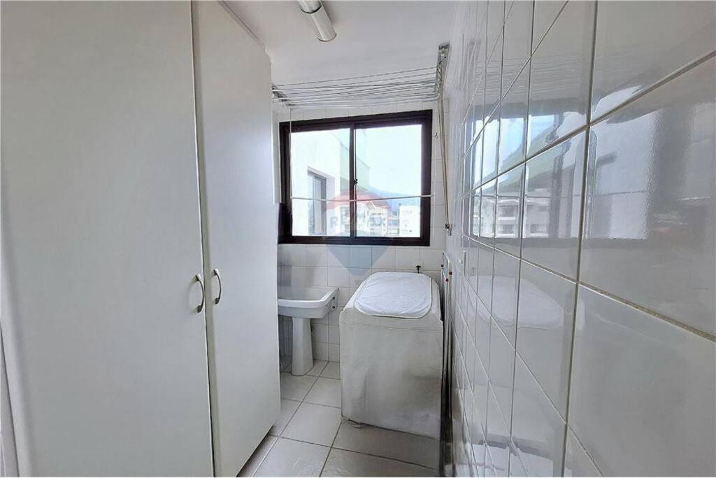Piscina Sacada 3 Quartos 1 Suíte 2 Vagas Garagem Ar Condicionado
