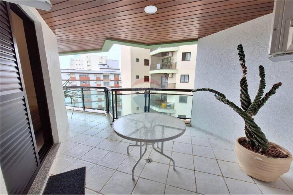 Piscina Sacada 3 Quartos 1 Suíte 2 Vagas Garagem Ar Condicionado