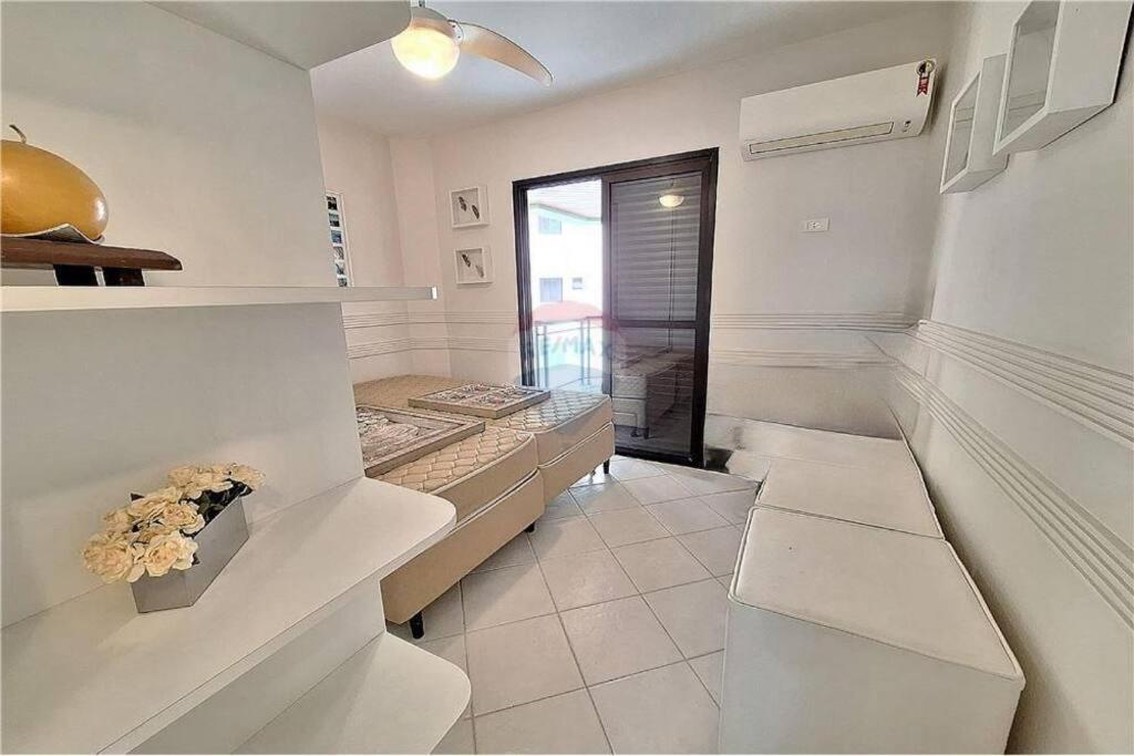 Piscina Sacada 3 Quartos 1 Suíte 2 Vagas Garagem Ar Condicionado