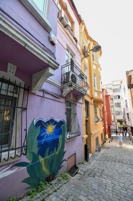 Taksim Private Terrace Close to Antique Store Galata Port Cihangir