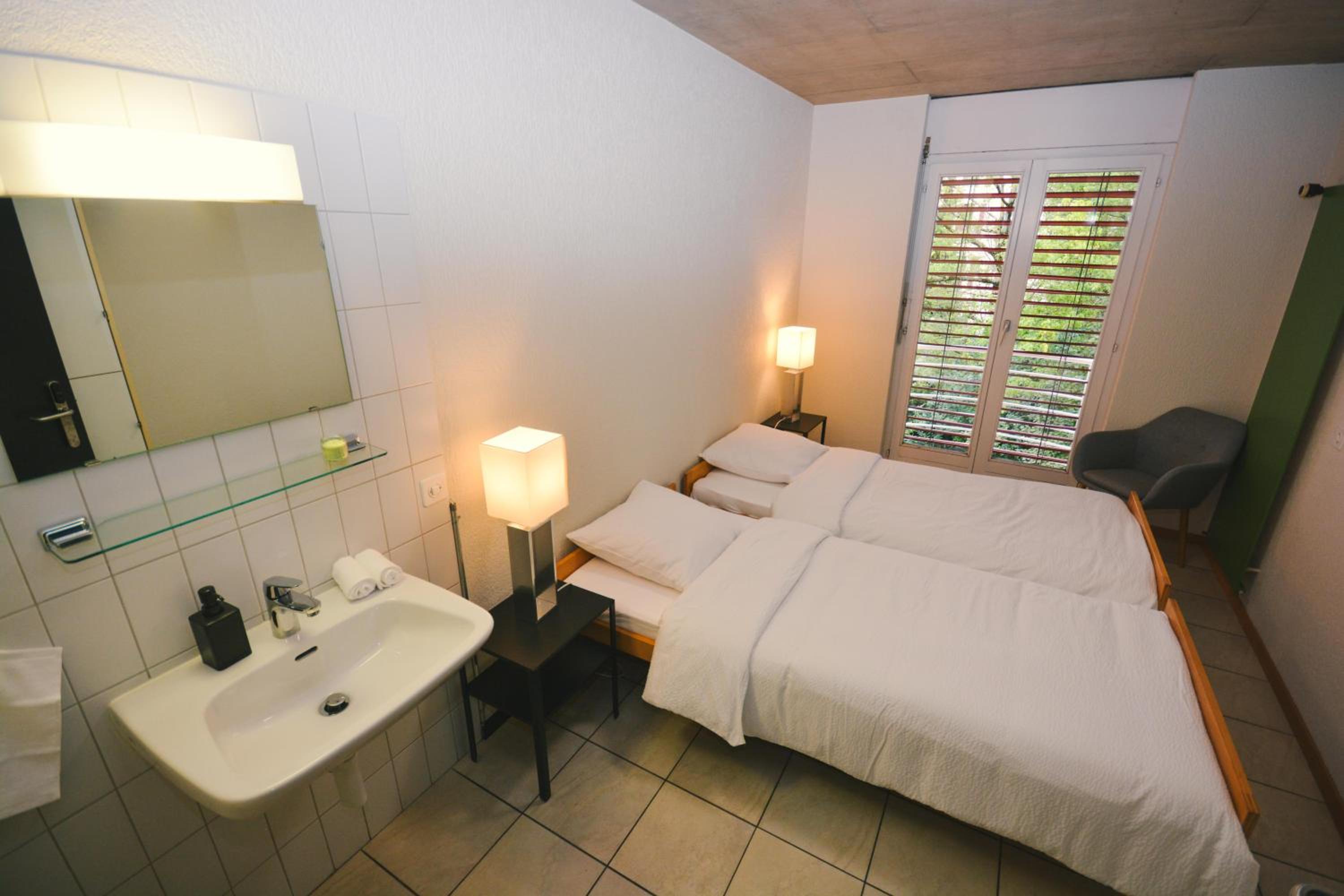Alaïa Hostel