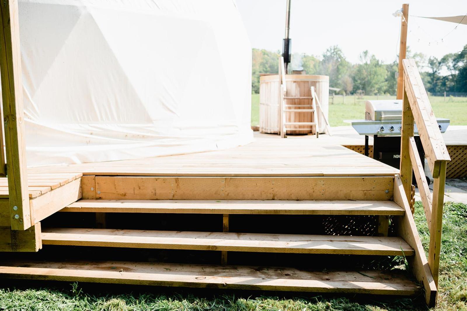 Open Sky Glamping Kawartha Dome
