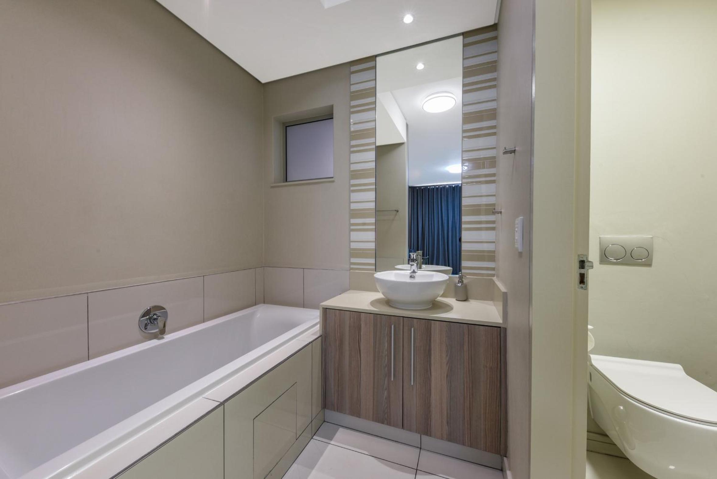Easy Stay - The Tyrwhitt Rosebank