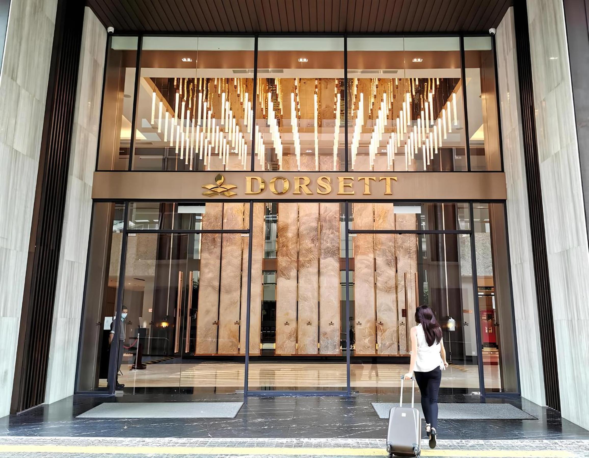 Dorsett Residence Sri Hartamas by Chengal with Bathtub, Rooftop Pool, KL City Centre, Round the Clock Security, Netflix, Youtube, Free Parking