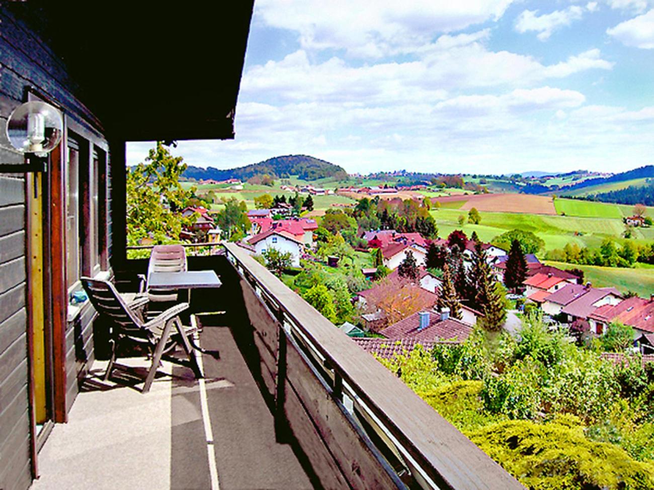 BayerischerWald-Ferien-Blockhaus-Panoramablick-Grafenau Haus im Wald-Vogelthenne 19, fast Alleinlage-ILZtal-Blick nähe Rothauer, Saldenburger, Ebenreuther 