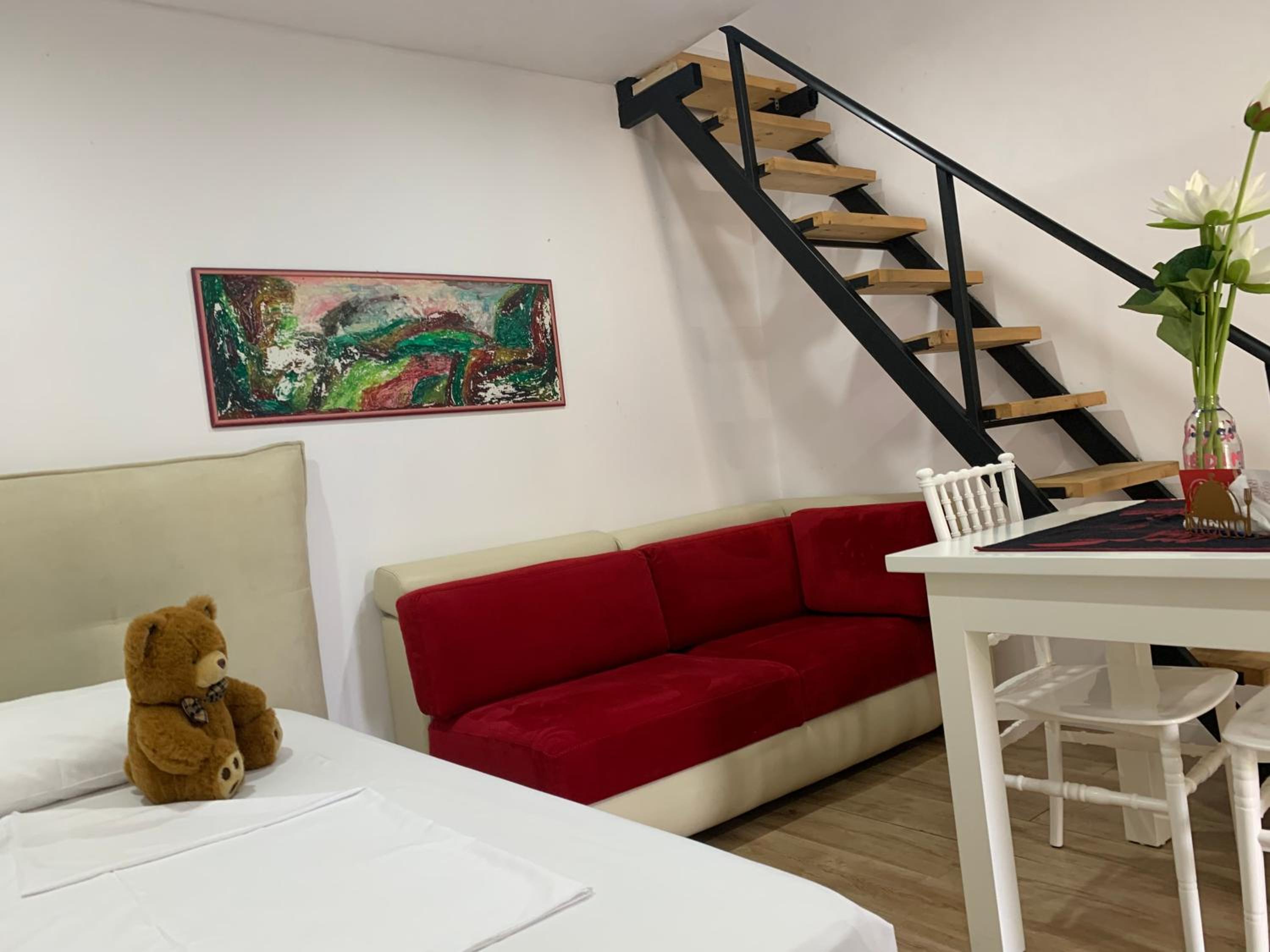 Central and cozy x4 Tirana Victoria Apartments 2