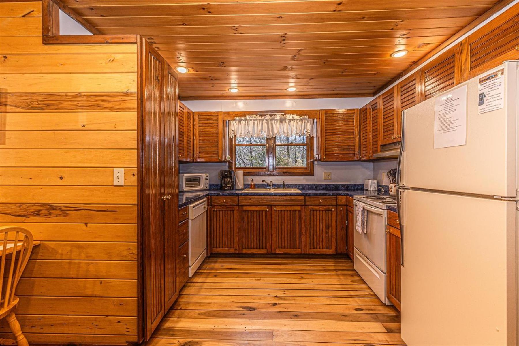 Dragonfly Cabin