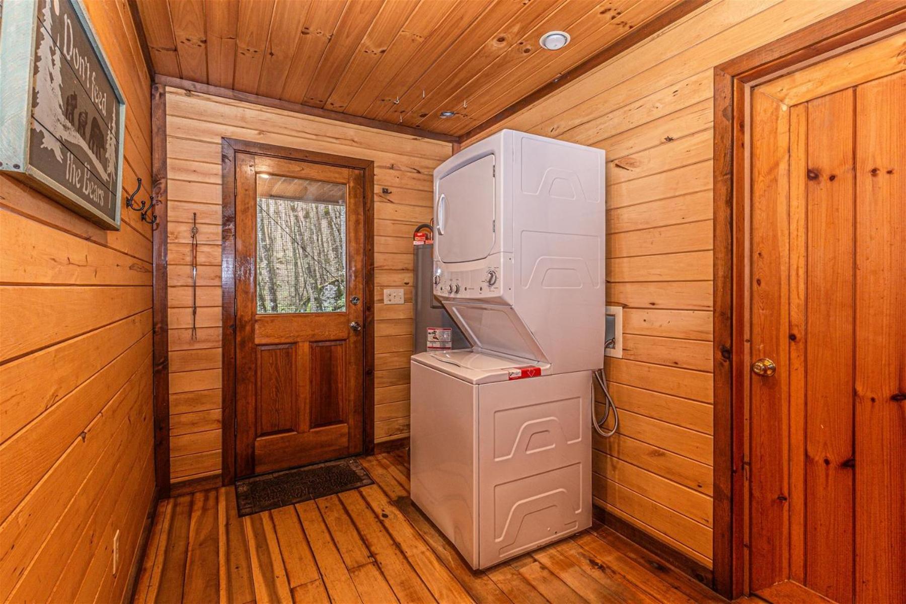 Dragonfly Cabin