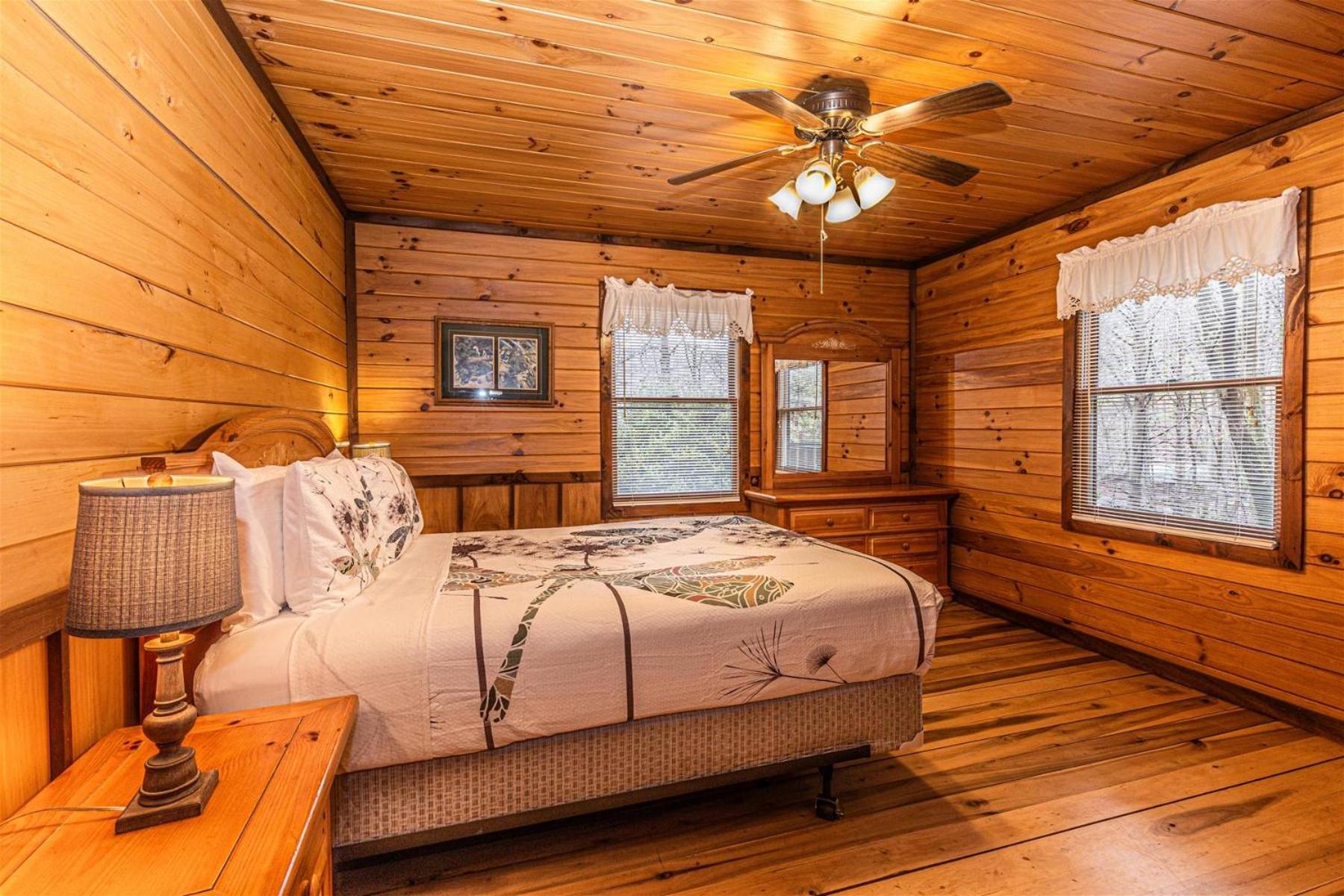Dragonfly Cabin