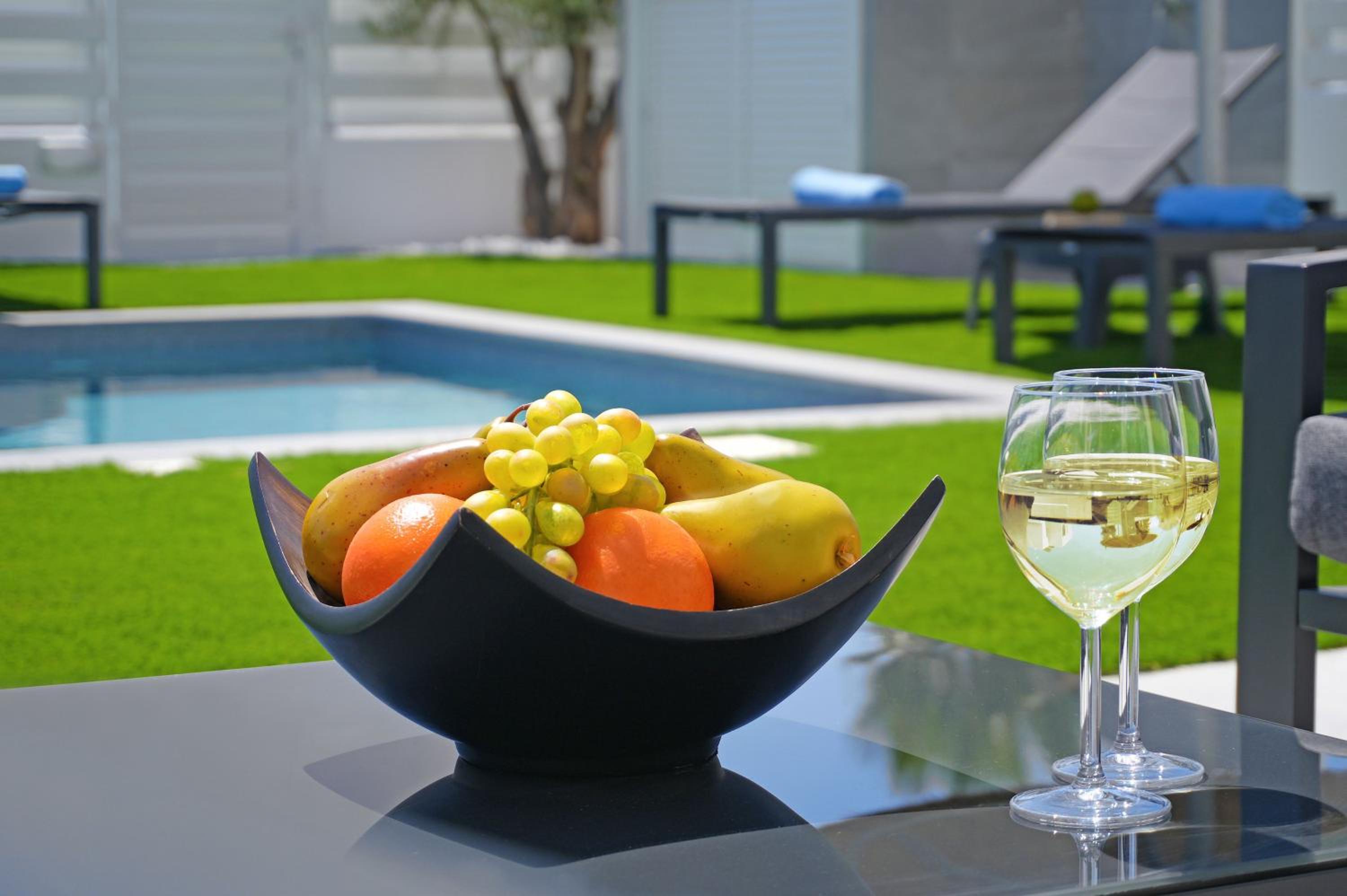 Villa Flora - 3Bed all En-suite with Private Pool