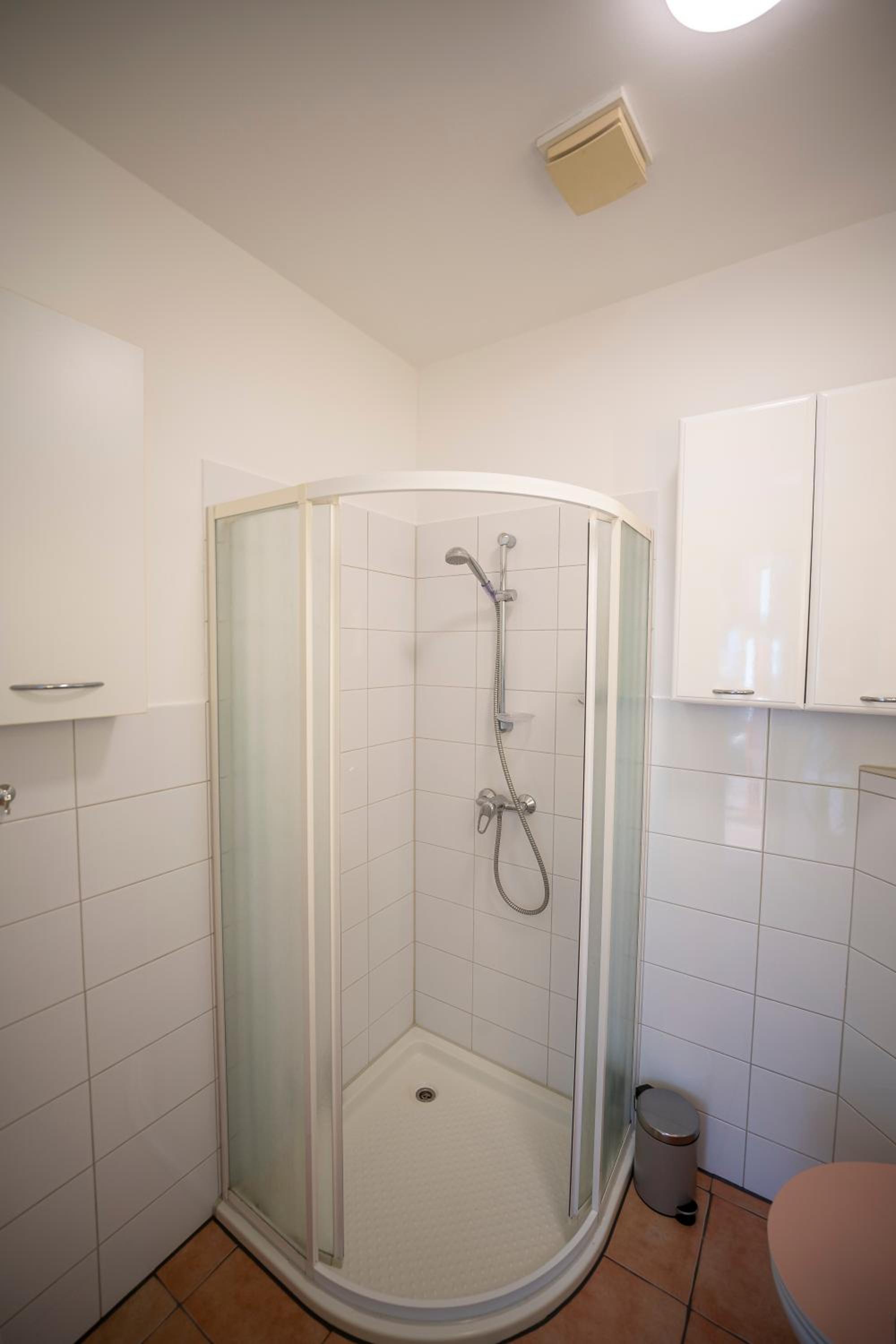Haus unterm Mammutbaum - Elberadweg