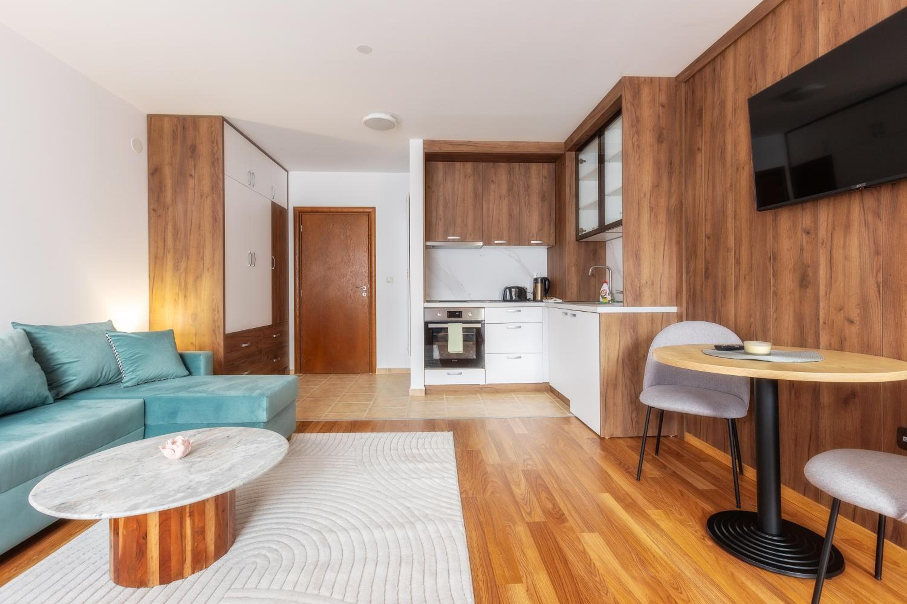 Pirin Sense Apartment Complex