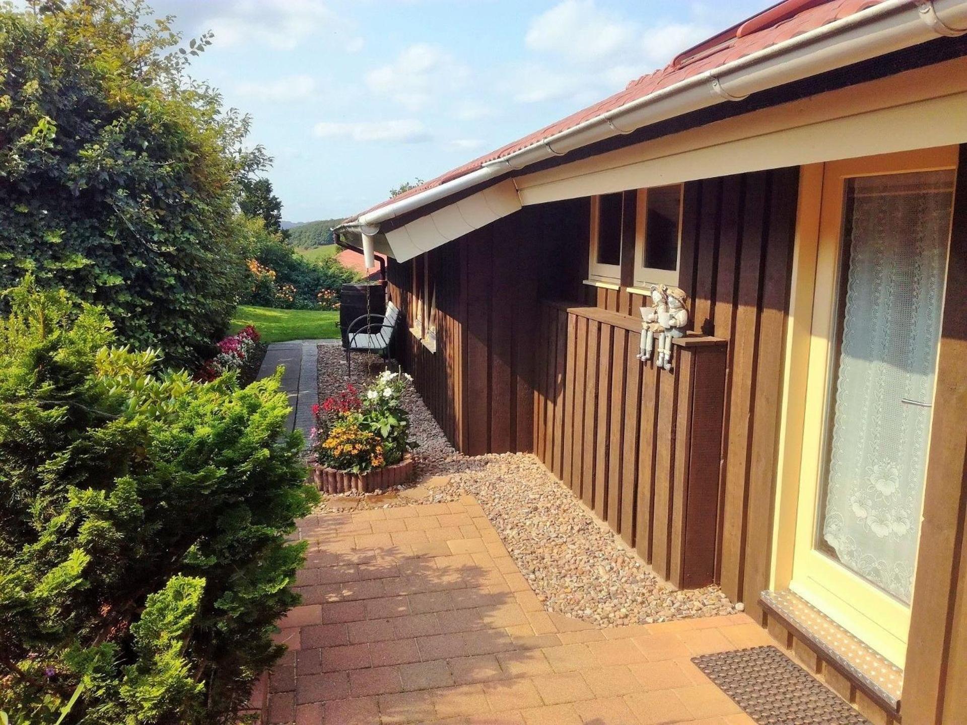 Freistehendes Ferienhaus in Rott mit eigenem Garten, schöner Weitblick, Klimaanlage, Sauna und Kamin