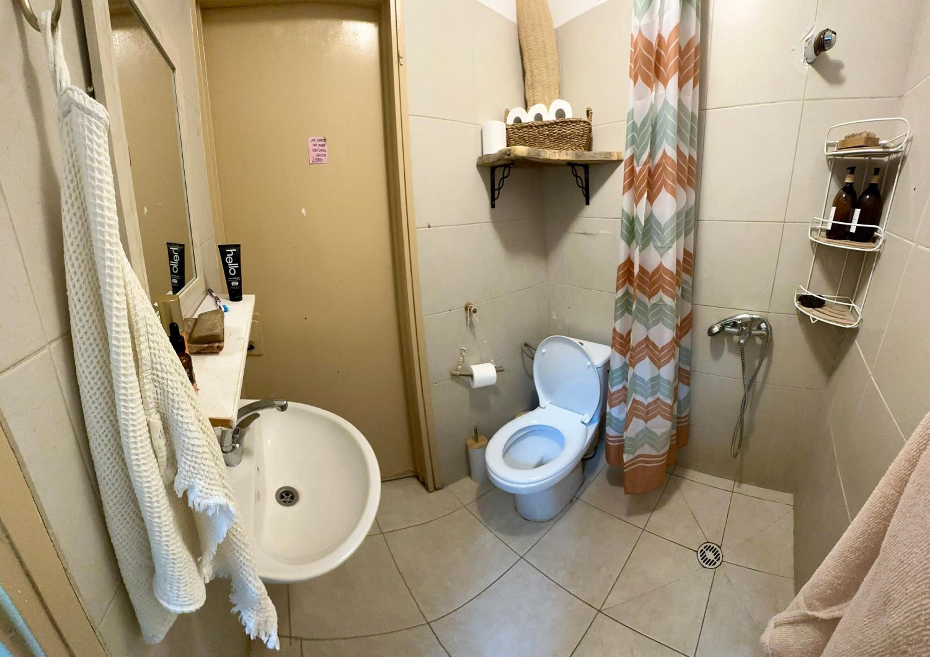 Photo 8