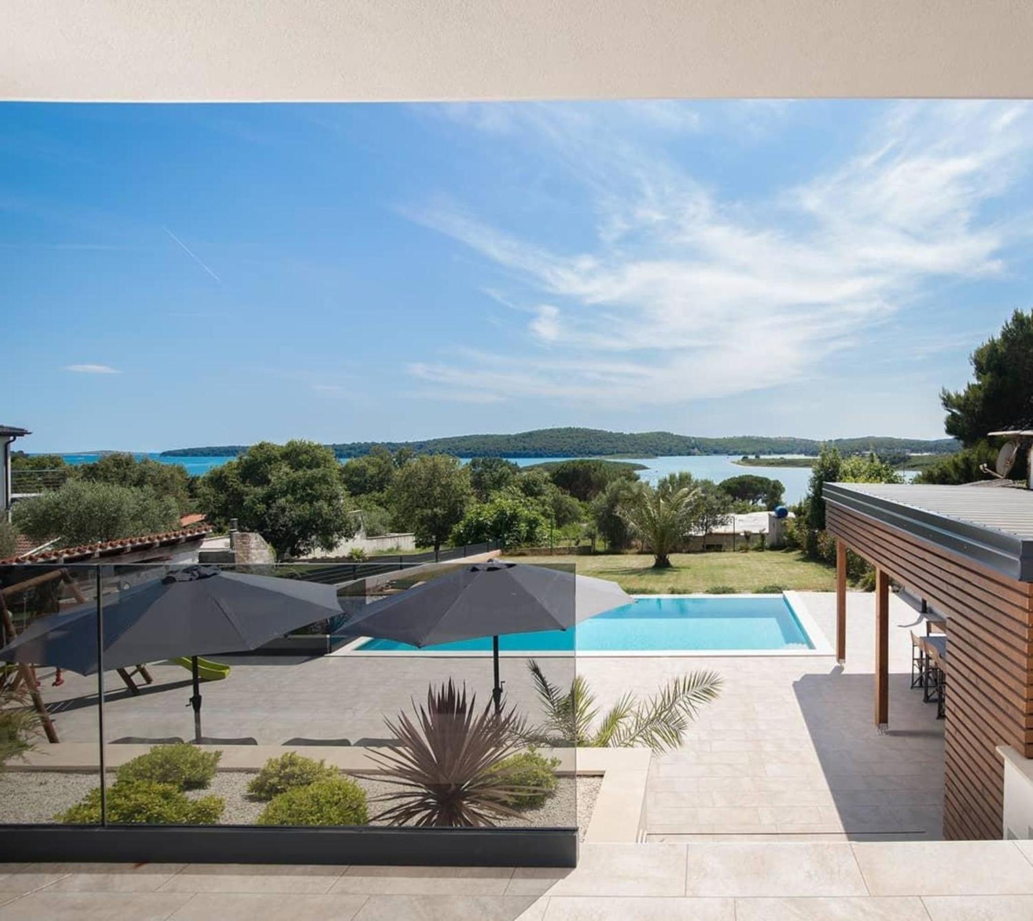 Ferienhaus mit Privatpool für 8 Personen ca 200 qm in Pomer, Istrien Istrische Riviera view 3