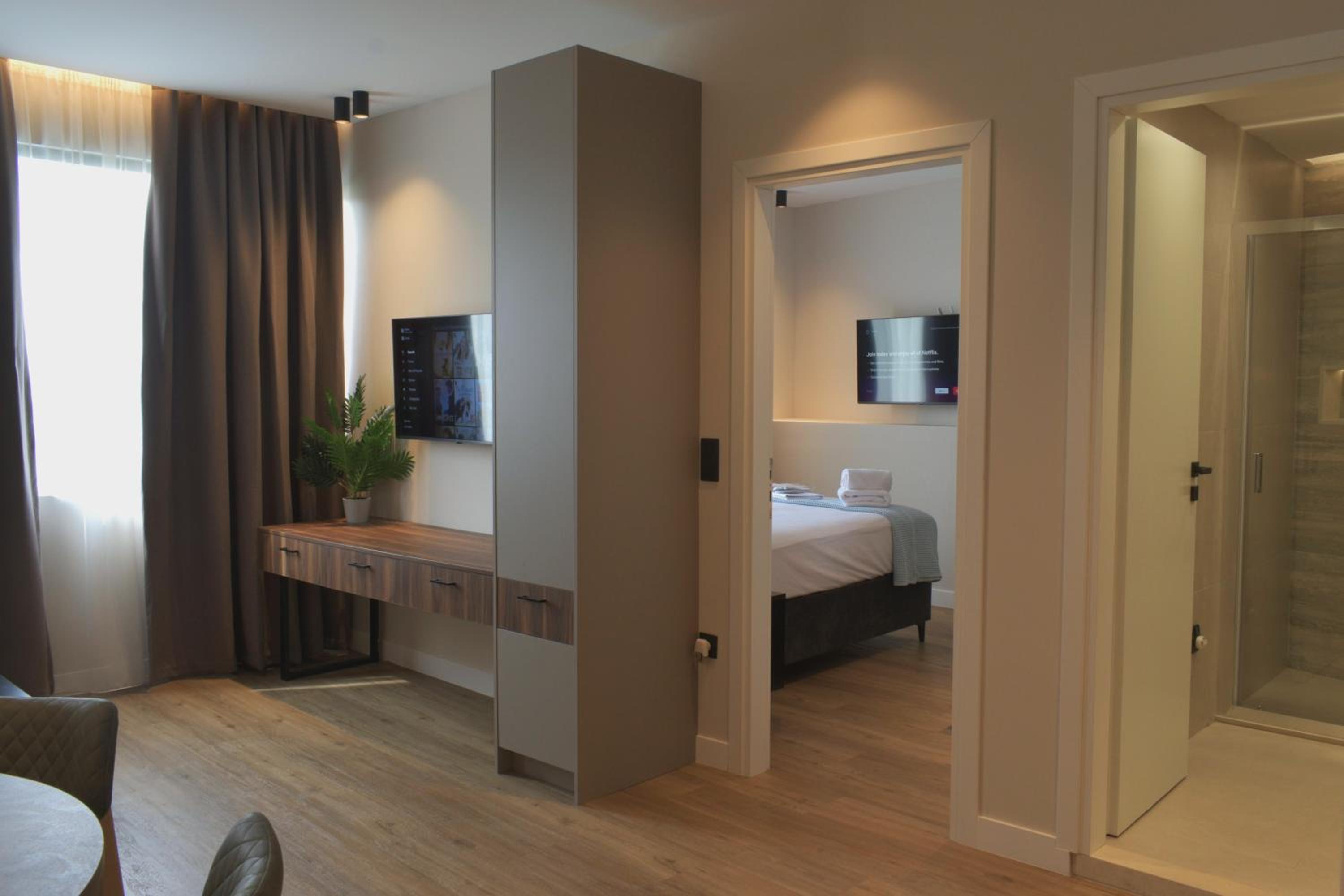 Feel Athens Studios at Monastiraki