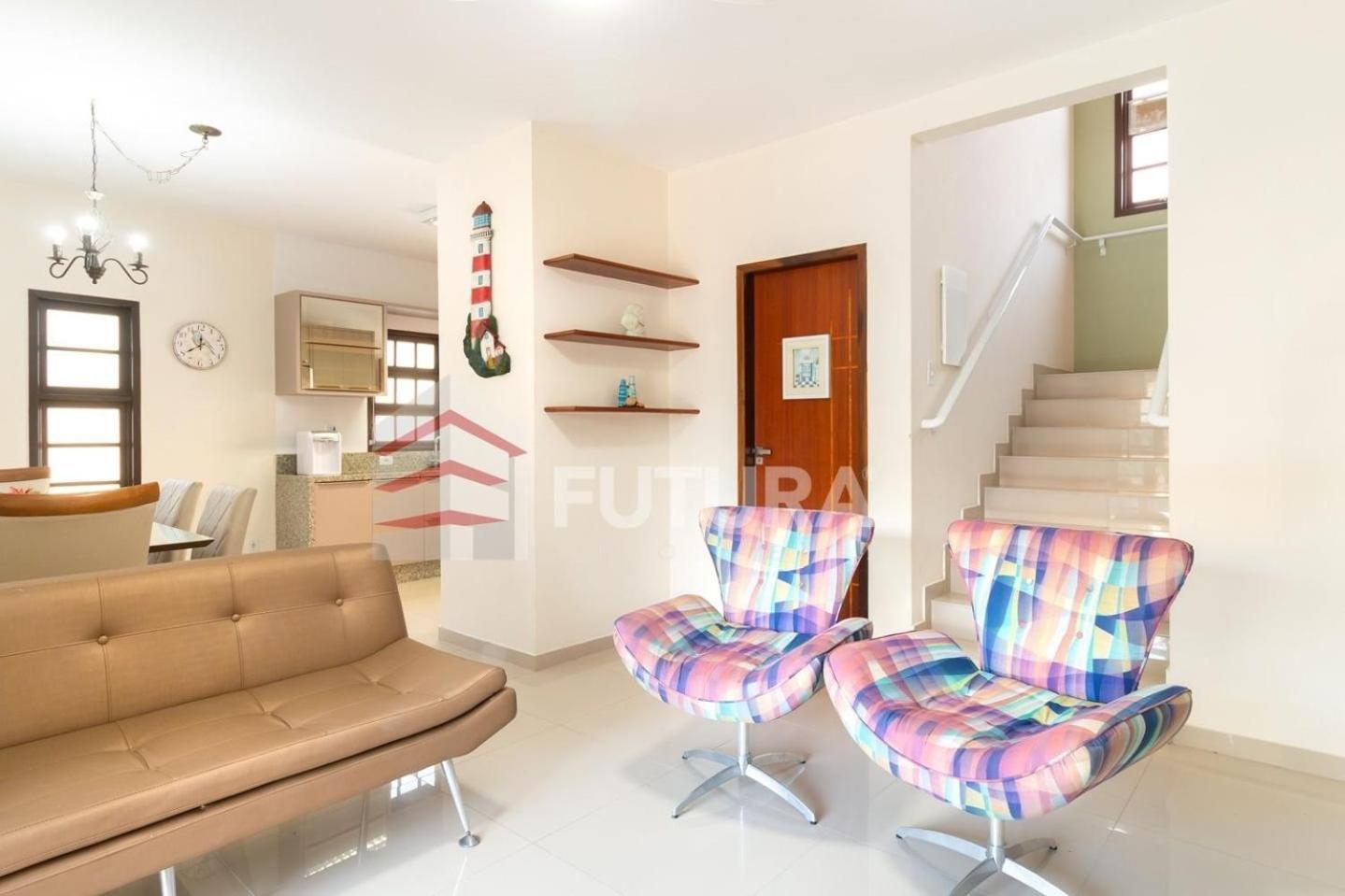 LINDA CASA COM PISCINA PARA ALUGUEL DE TEMPORADA EM BOMBAS